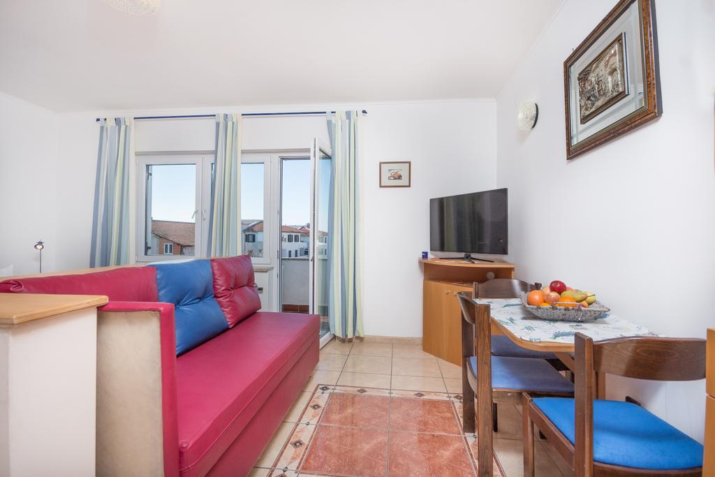 Apartments Villa-Passat Porec Bagian luar foto