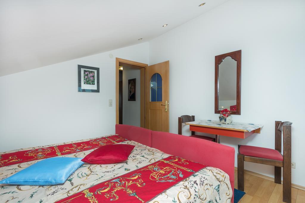 Apartments Villa-Passat Porec Bagian luar foto