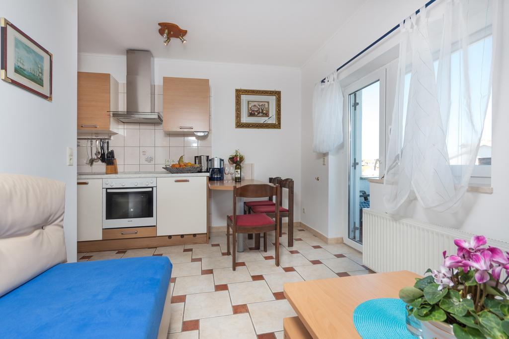 Apartments Villa-Passat Porec Bagian luar foto