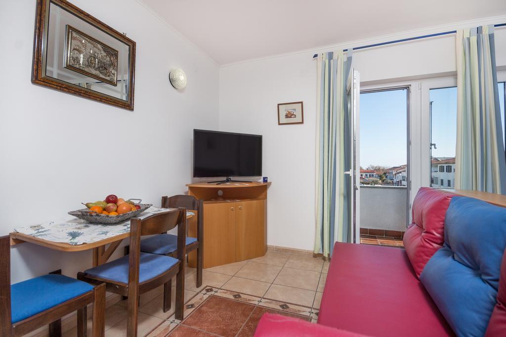 Apartments Villa-Passat Porec Bagian luar foto